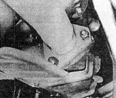 Photo 6B.86A. Front flange of the exhaust downpipe...