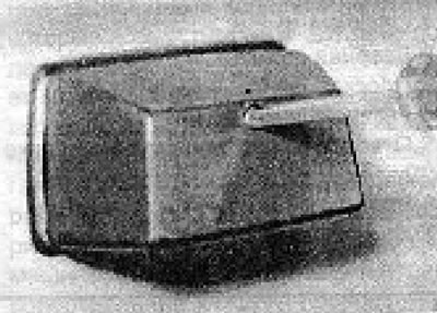 Fotografia 13A.28A. Demontáž krytu osvetlenia evidenčného čísla vozidla (modely dodávky)...