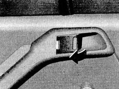 Internal door latch