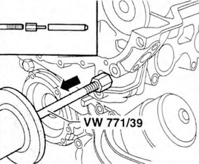 Малюнак 2.39. З дапамогай здымніка VW 771/1 і адаптара VW 771/39 выпрасуйце ніт вечка падшыпніка.