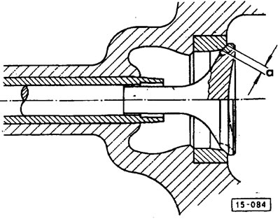 При 15° поверхности подрезать под этим углом верхний край гильзы седла так, чтобы получить…