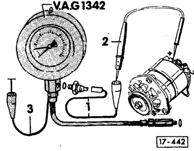 Вывернуть масляный выключатель 0,9 бар, предварительно отсоединив провод.
