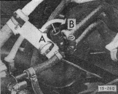 Отворете вентилационния вентил на радиатора. (Ако има болт за обезвъздушаване, разхлабете го на…