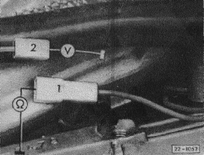 Для проверки: двигатель должен быть холодным.