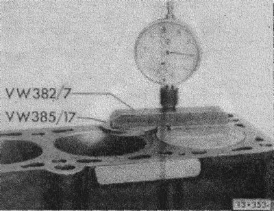 (15-262) цифры-черная стрелка, вырез-белая.