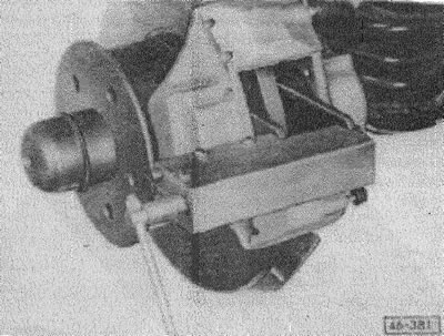 Вминание! Перед установкой накладок исследовать тормозной диск на наличие царапин. Диски с…