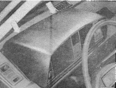 Изключете батерията от земята.