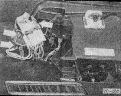 Развийте вложката на дистанционното управление.